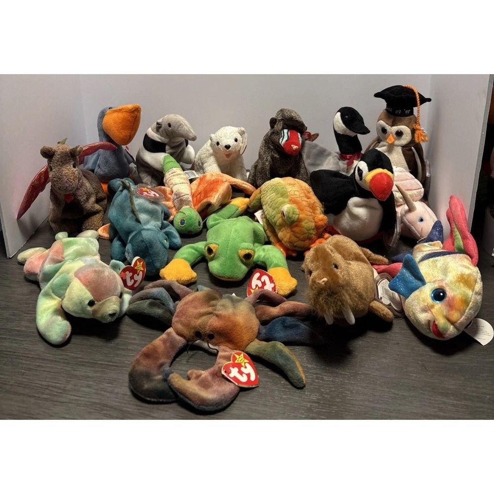 Lot Of 17 TY Beanie Babies - All with Tags Except 3 Frog Crab Pelican Bear Aruba